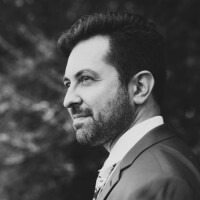 Lou Tufillaro Director, Web Growth Freeman